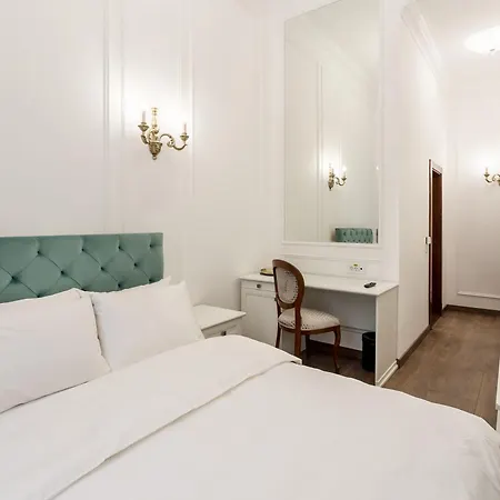 Lahovary Palace 4*