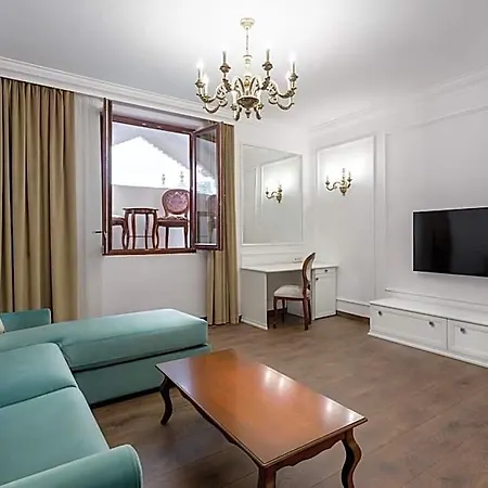 Lahovary Palace Hotel 4*