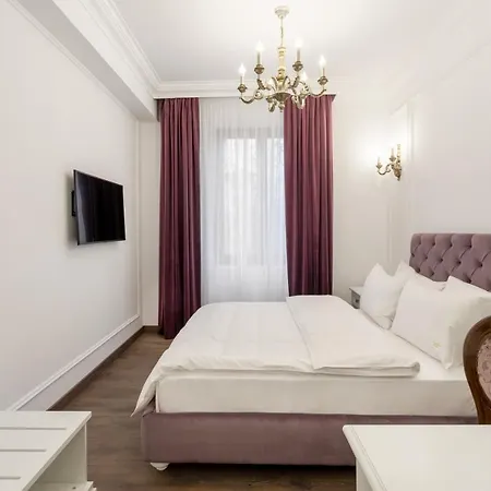 Hotel Lahovary Palace 4*