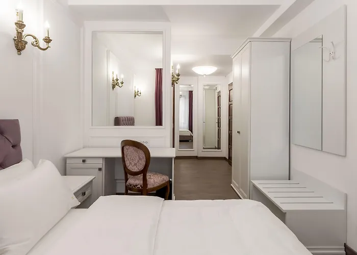 Lahovary Palace Hotel