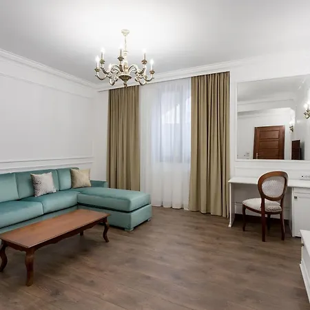 Hotel Lahovary Palace