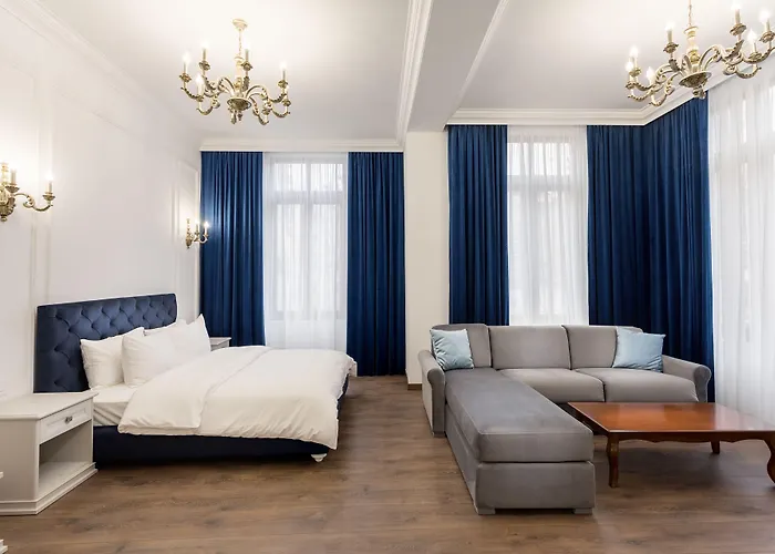 Hotel Lahovary Palace